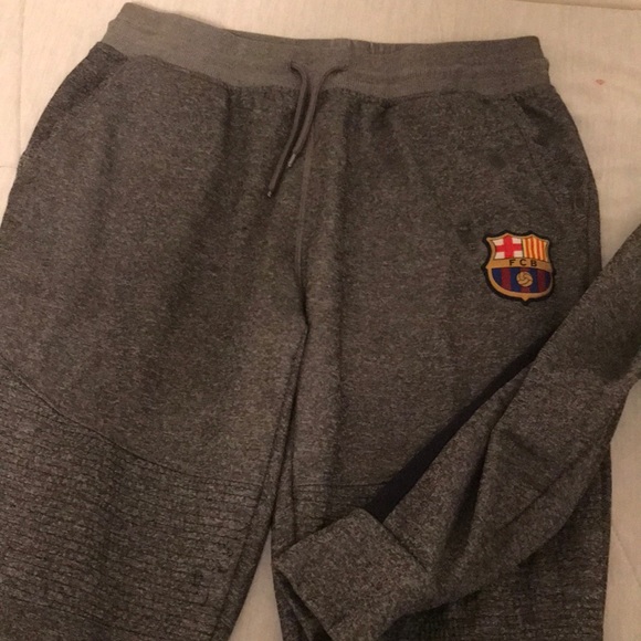 Barcelona soccer warm up - Picture 4 of 6